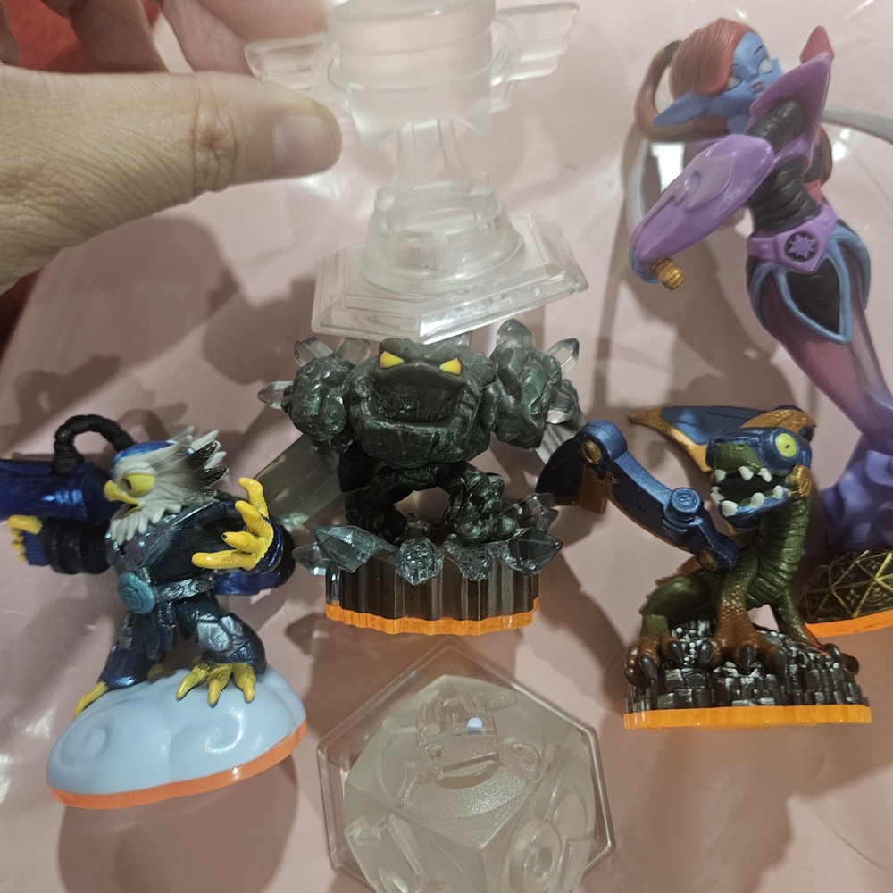Skylander Action Figure Set - Multicolor - Picture 4 of 4